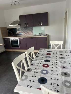 Monteurzimmer 1, Würzburg, Gerbrunn, Gemeinschaft Küche, WC, Dusche